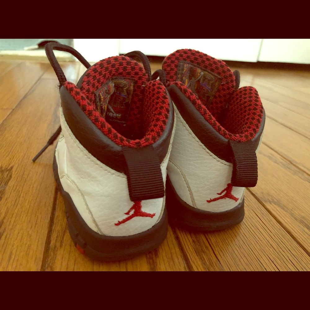Kids 6.5c Jordans